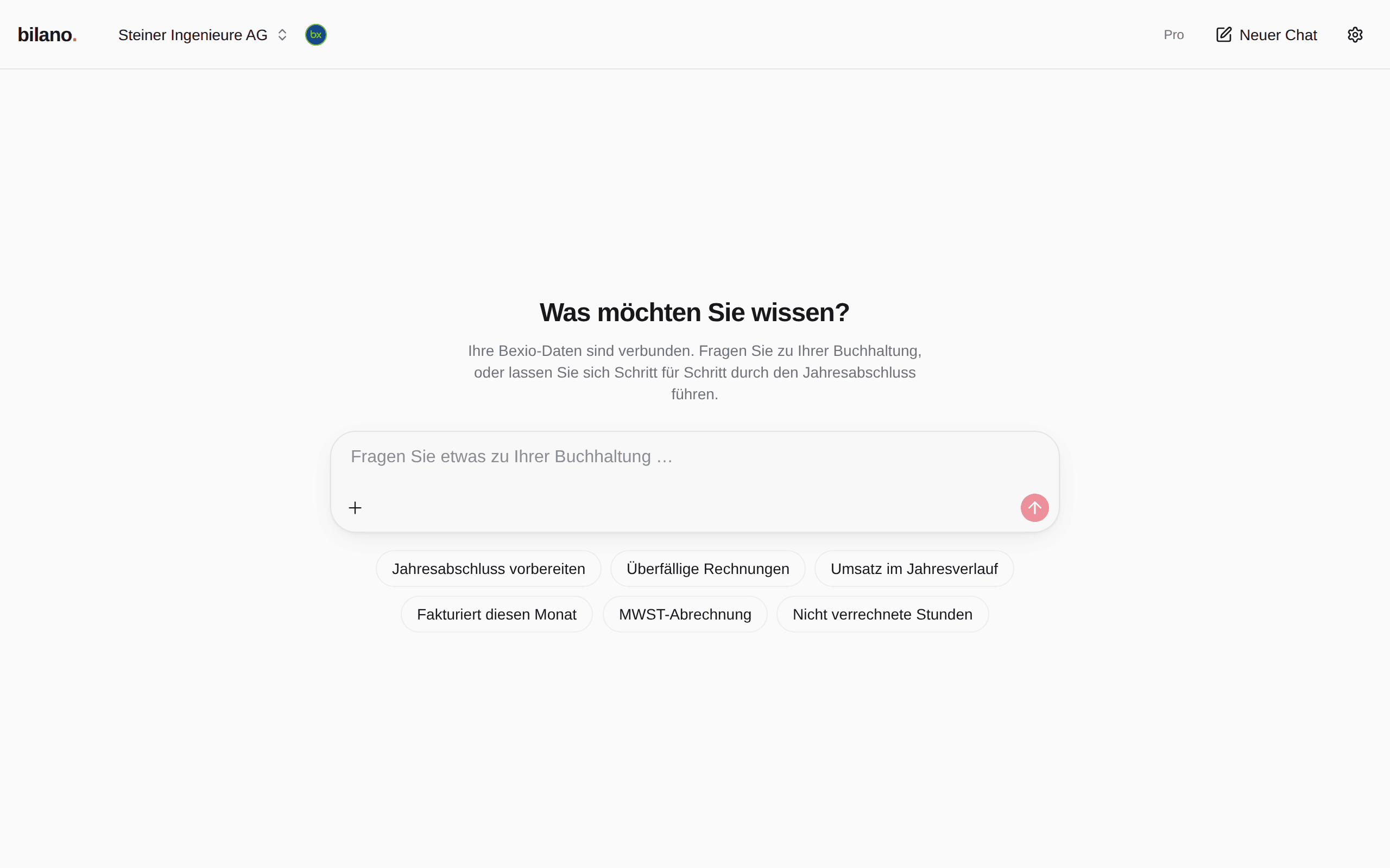 Startbildschirm des Chats mit der Überschrift «Was möchten Sie wissen?», dem Eingabefeld und sechs Einstiegsfragen.
